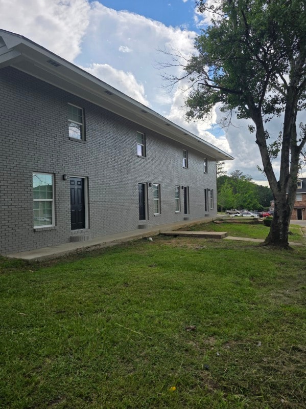 Newly Major Renovated Beverly Manor
