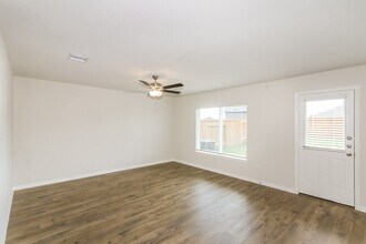 425 Sunny Highlands Dr in Katy, TX - Building Photo - Building Photo