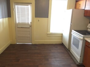 1208 Gomber Ave in Cambridge, OH - Building Photo - Building Photo