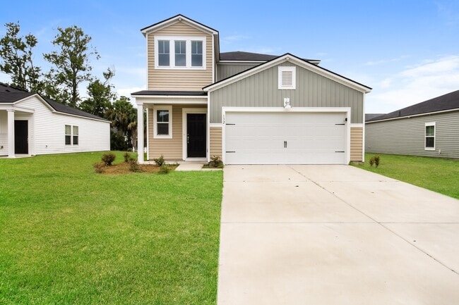 property at 124 S Reindeer Rd