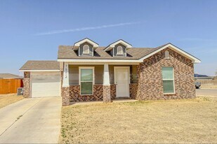 7502 28th St in Lubbock, TX - Building Photo