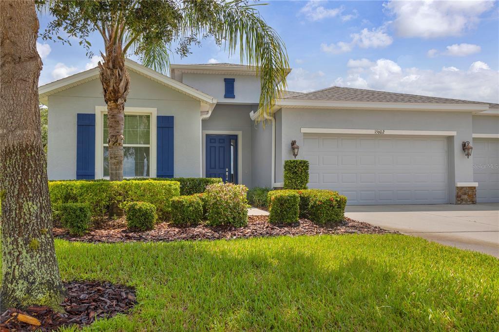 15602 High Bell Pl in Bradenton, FL - Building Photo