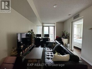 30 Harrison Garden Blvd in Toronto, ON - Building Photo - Building Photo