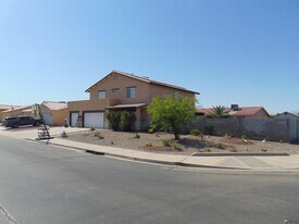 8713 E 24th Ln in Yuma, AZ - Building Photo