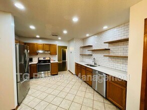 4112 Hollister Pl in Jacksonville, FL - Building Photo - Building Photo