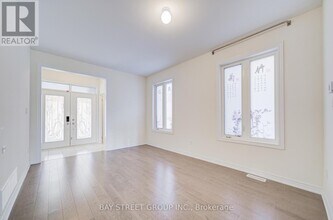 2643 Delphinium Trl in Pickering, ON - Building Photo - Building Photo