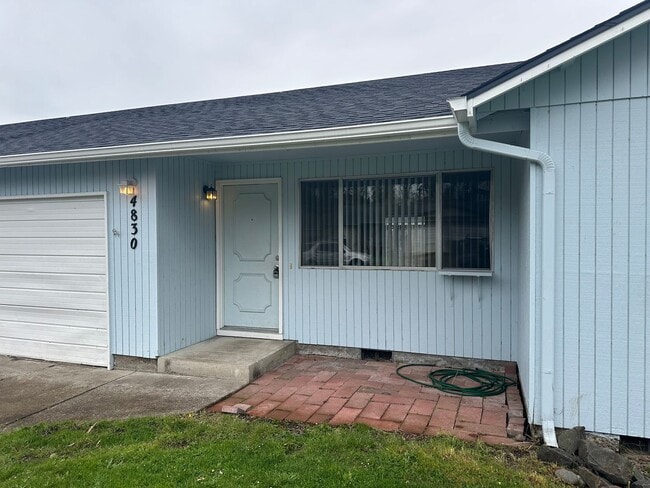 4830 Elderberry Loop in Springfield, OR - Building Photo - Building Photo