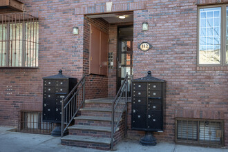 112 Walworth St in Brooklyn, NY - Foto de edificio - Building Photo
