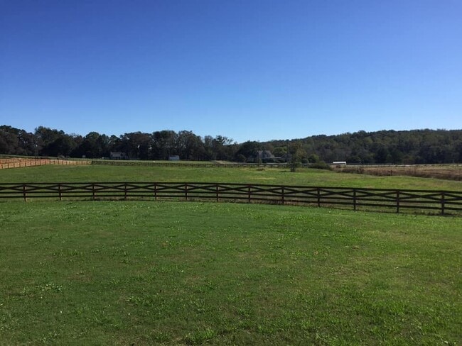 138 Davis Farms Rd in Danielsville, GA - Building Photo - Building Photo