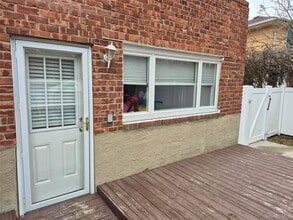 979 Mark Dr in North Bellmore, NY - Building Photo - Building Photo