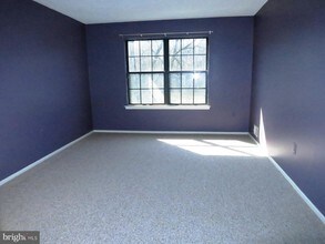 19 Mendrey Ct in Trenton, NJ - Building Photo - Building Photo