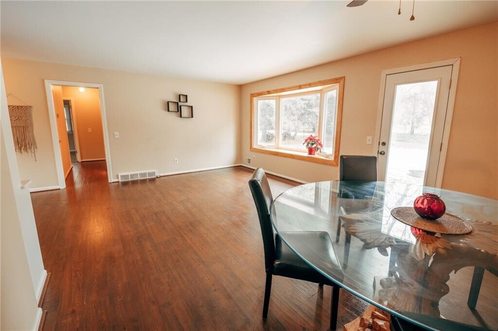 40 Red Barn Cir Rentals in Pittsford, NY