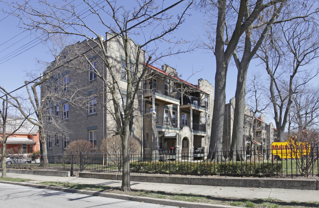 Martanna Flats in Covington, KY - Building Photo