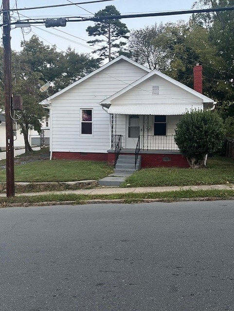 1815 NE 25th St in Winston-Salem, NC - Building Photo