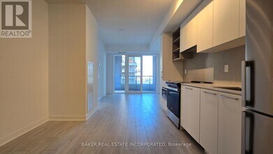 260 Malta Ave. in Brampton, ON - Building Photo - Building Photo