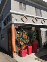 6742 Farmdale Ave in Los Angeles, CA - Building Photo