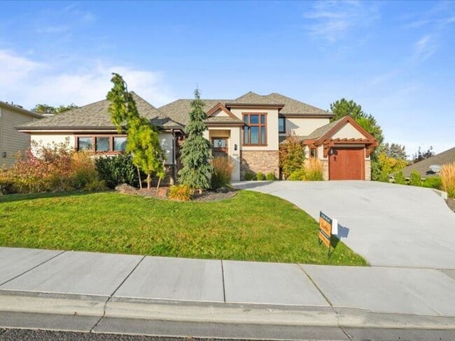 3500 S Morain St in Kennewick, WA - Building Photo - Building Photo