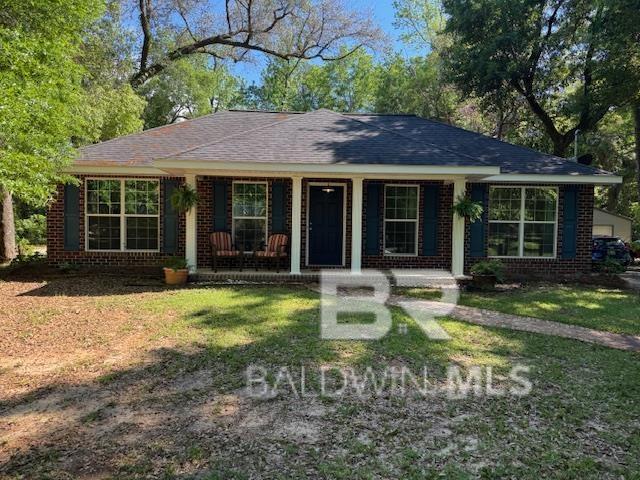 6304 Henshaw Rd in Fairhope, AL - Foto de edificio
