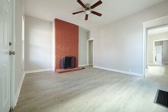 2354 Victor Street in Cincinnati, OH - Foto de edificio - Building Photo