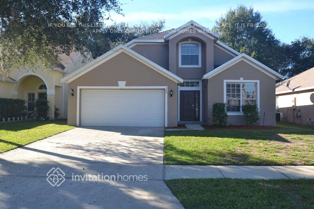 388 Oak Springs Ct in Debary, FL - Foto de edificio