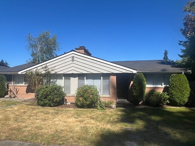 931 N 163rd St in Shoreline, WA - Building Photo - Building Photo