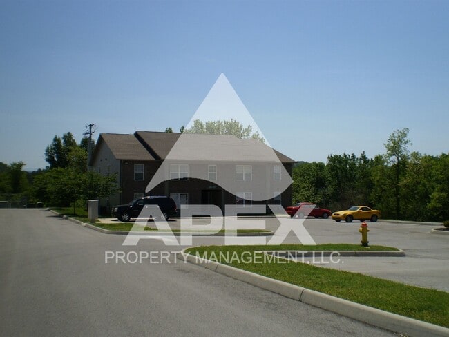 1213 Avalon Dr in Louisville, TN - Building Photo - Building Photo