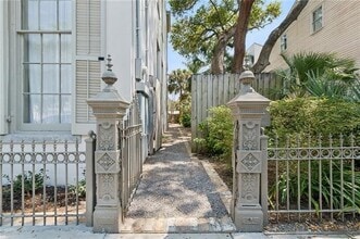 1216 Camp St in New Orleans, LA - Foto de edificio - Building Photo