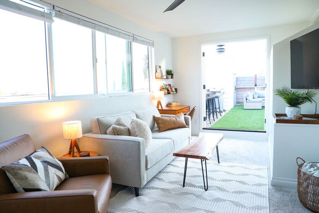 1773 Torrance St, Unit SI FL1-ID1335160P in San Diego, CA - Building Photo