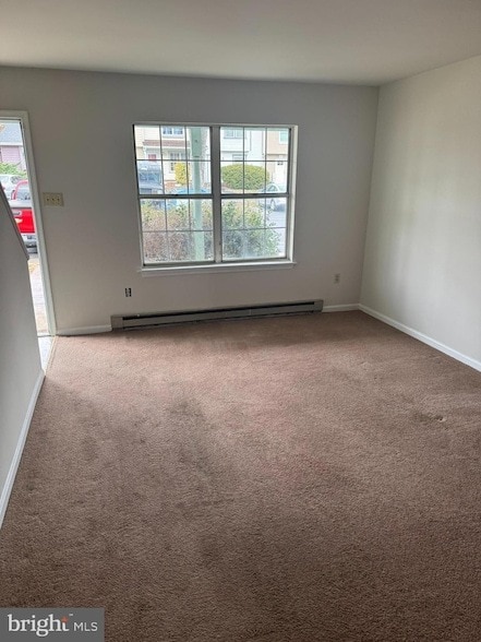 54 Mallard Ct in Charles Town, WV - Foto de edificio - Building Photo