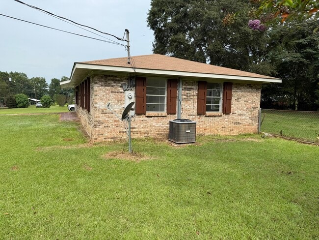 304 Morningview Rd in Taylor, AL - Building Photo - Building Photo