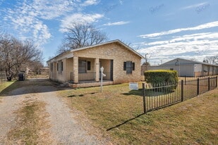 1209 Gladiolus St in Wichita Falls, TX - Building Photo