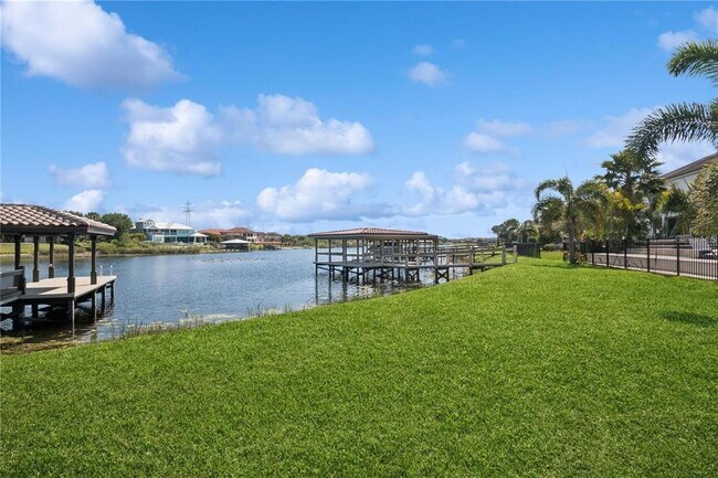 7031 Billie Ct in Oakland, FL - Building Photo - Building Photo