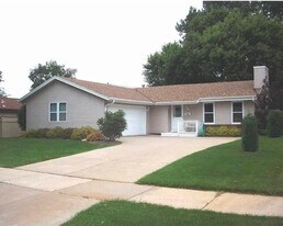 1424 Blake Ave in South Milwaukee, WI - Building Photo