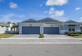 11551 SW Viridian Blvd in Port St. Lucie, FL - Building Photo - Building Photo