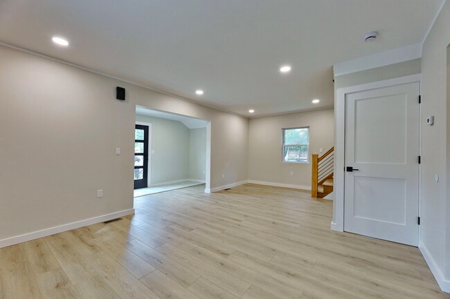 205 Island Rd in Mahwah, NJ - Building Photo - Building Photo