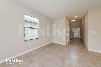 10006 RoseMary Leaf Ln in Riverview, FL - Building Photo - Building Photo