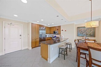 9115 Strada Pl in Naples, FL - Building Photo - Building Photo