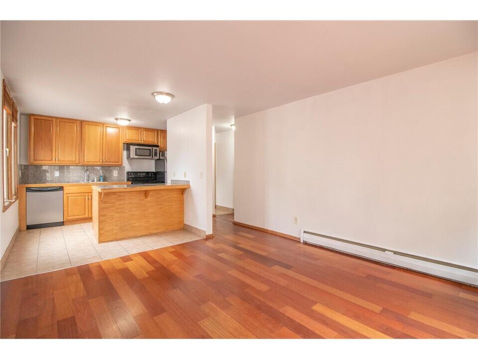 4029 14th Ave S in Minneapolis, MN - Building Photo
