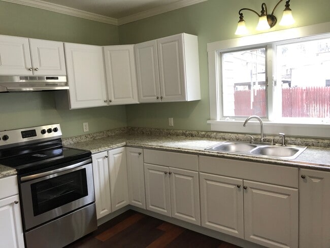 160 Sly Ave, Unit 101 in Corning, NY - Building Photo - Building Photo