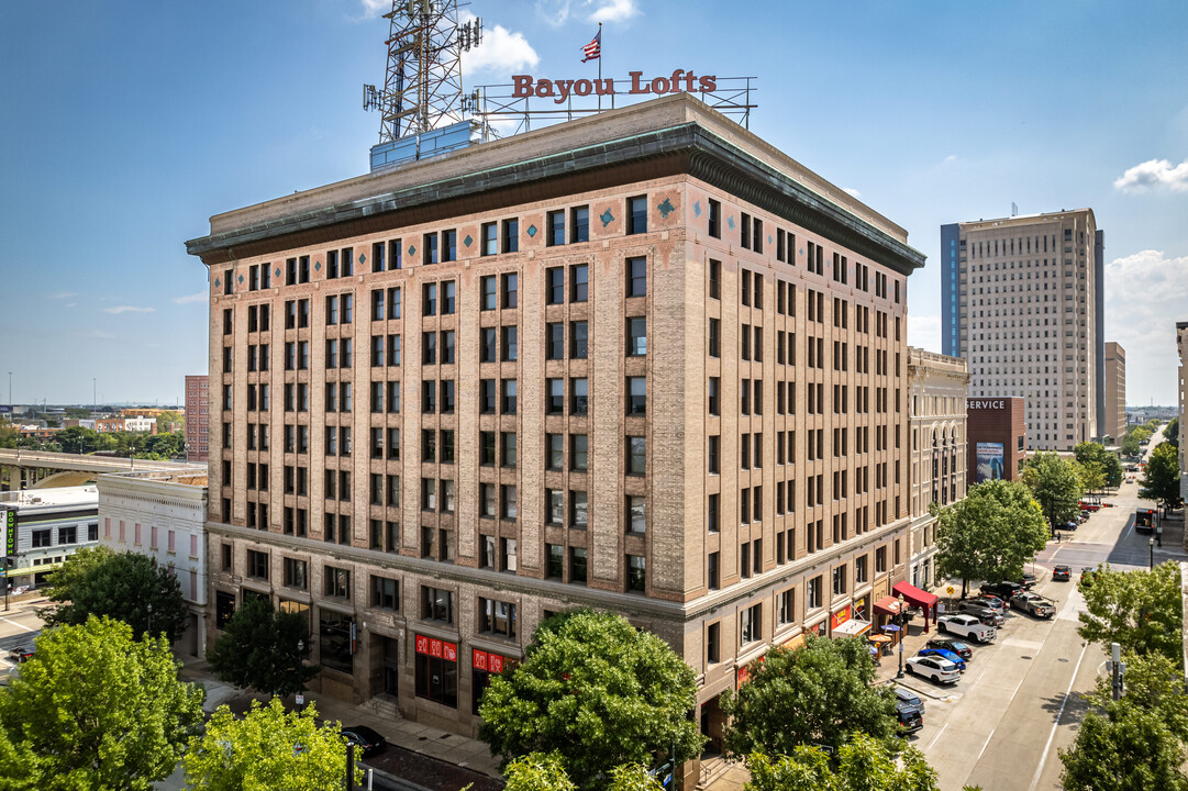 Bayou Lofts in Houston, TX - Building Photo