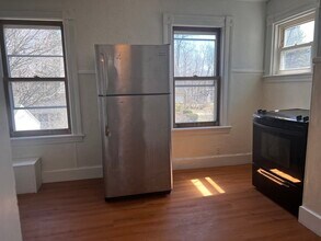 21 Elliott St-Unit -2 in Westminster, MA - Building Photo - Building Photo