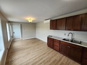 72 St John St in Saint John, NB - Building Photo - Building Photo