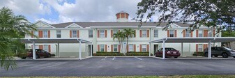 4247 Liron Ave in Ft. Myers, FL - Building Photo