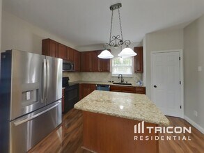 621 Summer Stone Dr in O'Fallon, MO - Building Photo - Building Photo