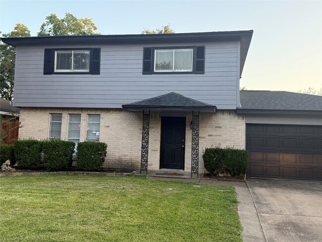 property at 6207 Woodvale Dr