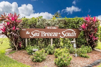 190 N Collier Blvd, Unit J-8 in Marco Island, FL - Foto de edificio