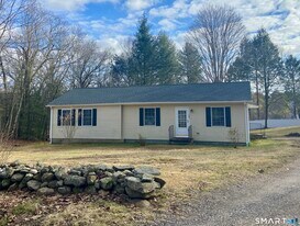 185 Whitbeck Rd in New Hartford, CT - Building Photo