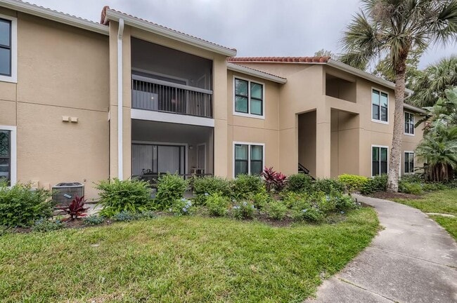 4002 Crockers Lake Blvd, Unit 25
