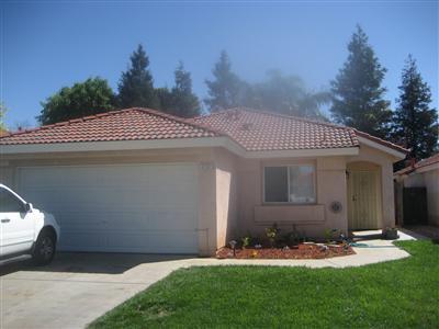 5707 W Sample Ave in Fresno, CA - Building Photo