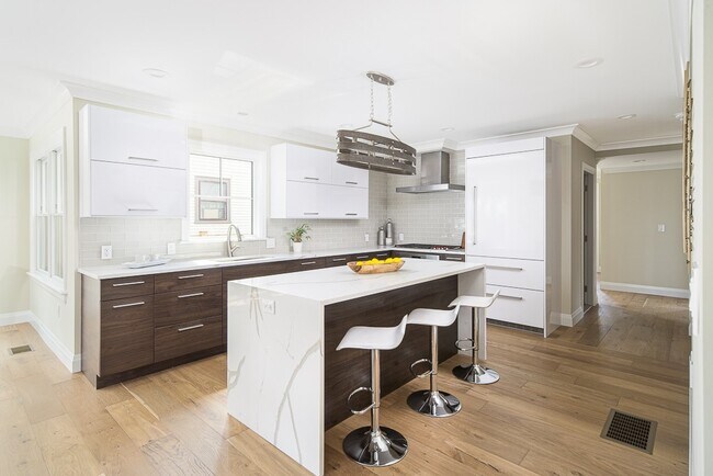 property at 23 Winslow Rd
